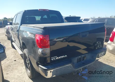 2007 Toyota Tundra Sr5 5.7L V8 из США, поврежденный, VIN 5TBEV54167S455331